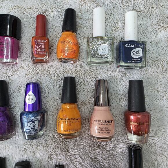 Mixed lot of Nail Polish Lot of 30 Assorted Colors Lot 2 - Picture 6 of 16